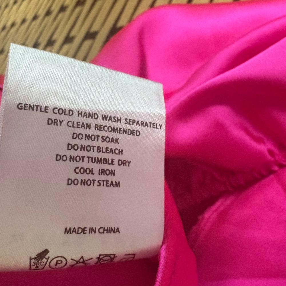 White Fox Pink Coming In Hot Mini Dress Size‎ Small - Picture 11 of 11
